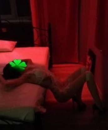 🌹 Мои услуги наполнены страстью и нежностью, я умело создам атмосферу уникальных эмоций и позволю тебе расслабиться полностью 😌 Разнообразие моих возможностей поразит тебя – глубокий минет, массаж, легкий доминантный или ролевой секс, анальный секс – выбирай, и я сделаю все, чтобы удовлетворить твои желания! 💋 Мои отзывы подтверждают мою профессиональность и надежность. Уверена, ты останешься доволен после каждой встречи со мной 😉 Заходи в мою галерею фото и виртуально почувствуй прелести Москвы 📸 Жду нашей встречи! 🎀 Юля